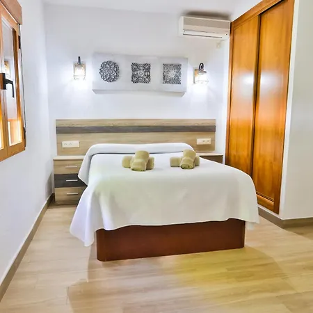 Complejo Residencial Enebros Apartahotel
