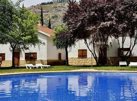 Complejo Residencial Enebros 2*